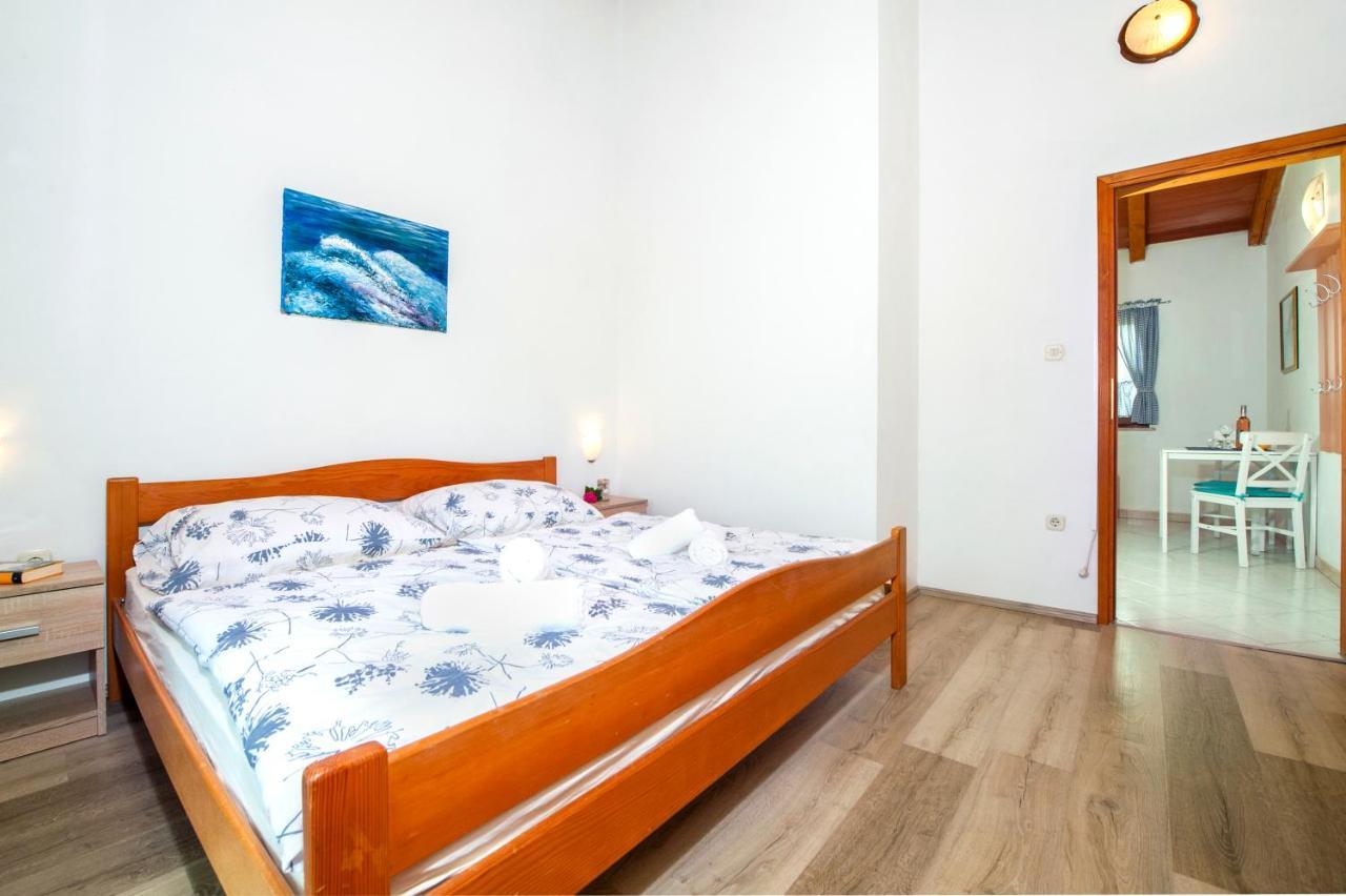 Apartman Near Beach Pelagic Sea View Rovinj Kültér fotó